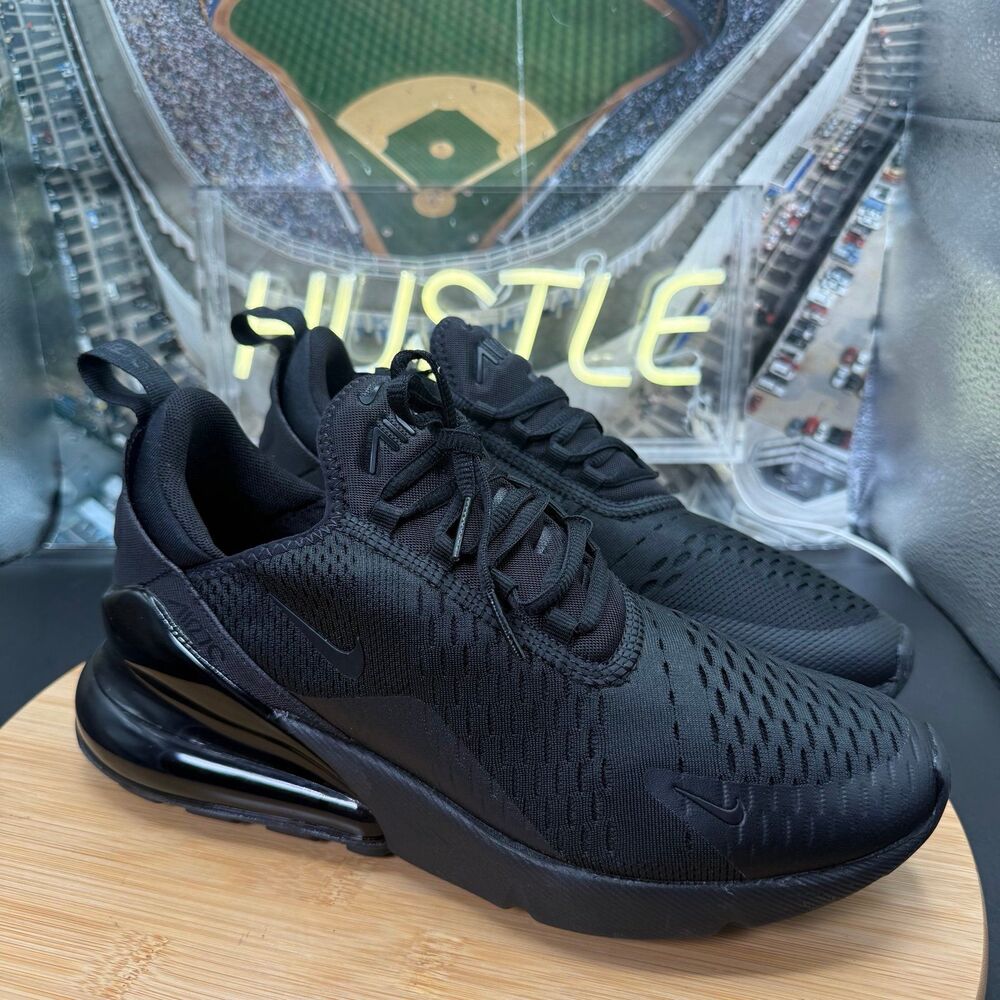Nike Air Max 270 Triple Black Size 8 Men's Running Shoes NEW